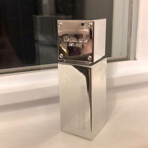 MICHEAL KORS WHITE LUMINOUS GOLD